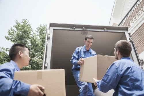 Local flat removals team assisting a Cannhall home move