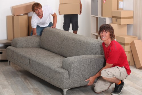 Complaint resolution steps for storage customers
