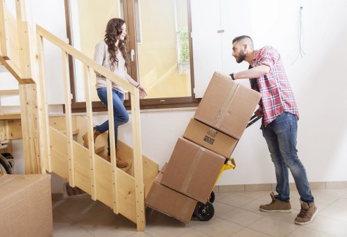 Local moving team handling a smooth relocation in Cannhall